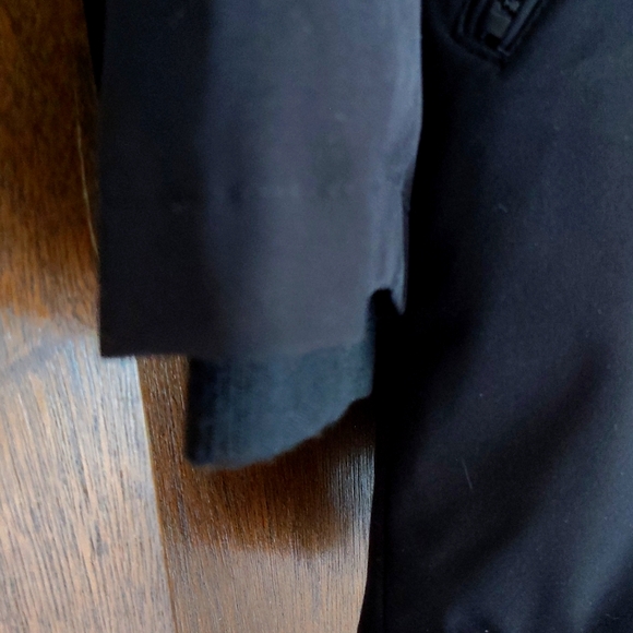 Basic Black Coat - Picture 5 of 8